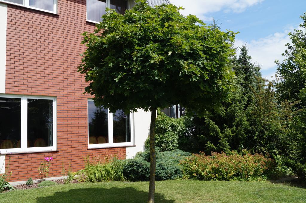 Hotel Podroznik Koszuty Buitenkant foto